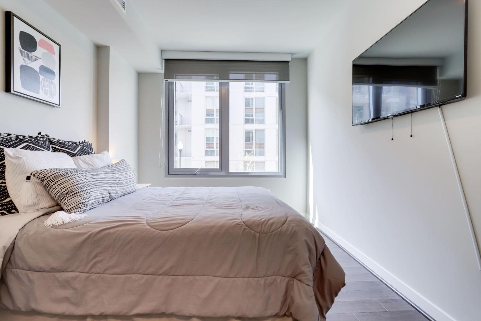 Stylish Condo At Clarendon With Rooftop Views Arlington Exterior photo
